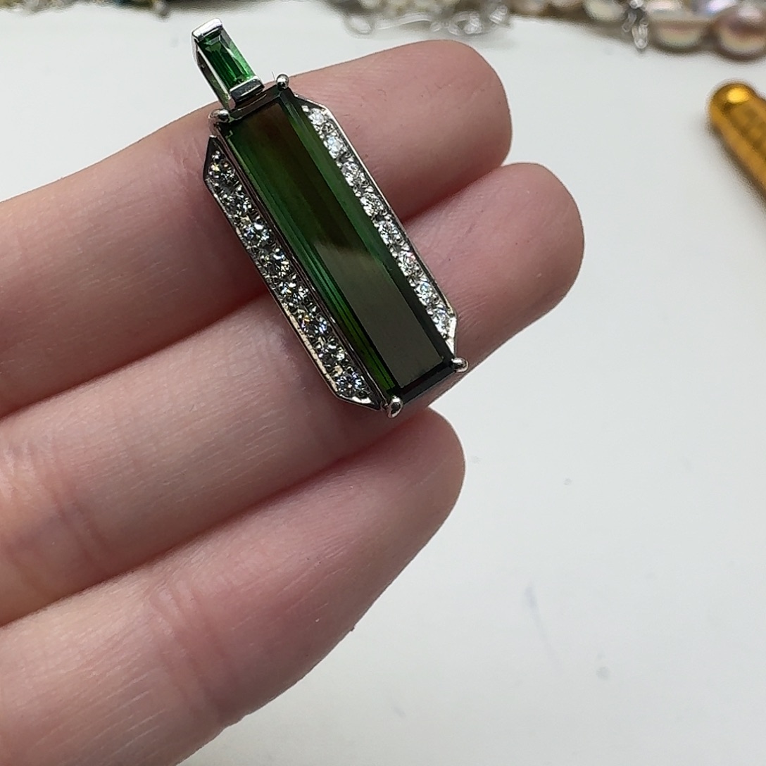 颈饰未镶嵌碧玺成品