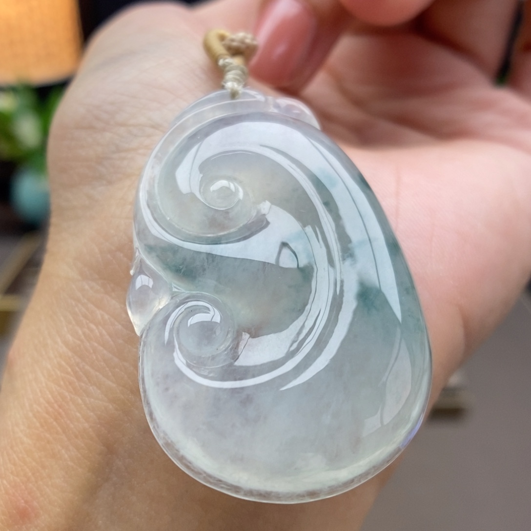 翡翠未镶嵌颈饰吊坠86