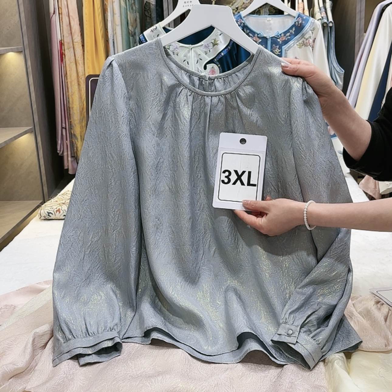 【闪购商品】L****a苏绣非遗文化艺术