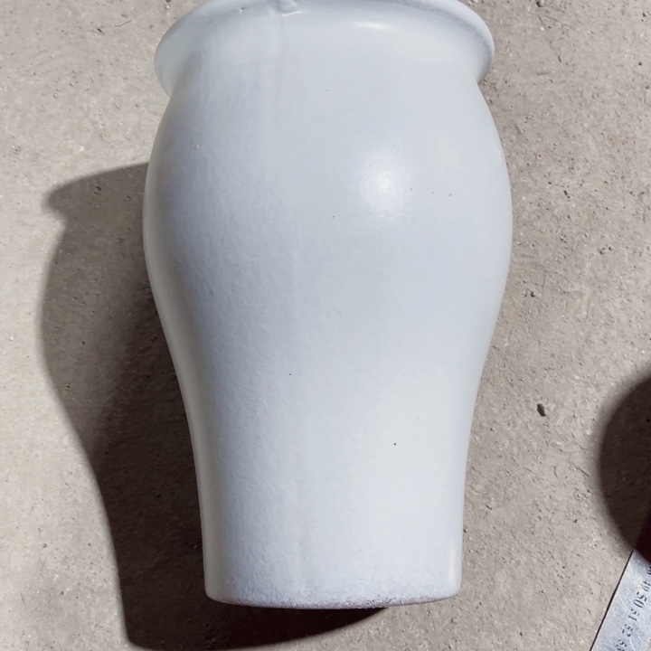 红陶口径20高度31一只小瑕疵