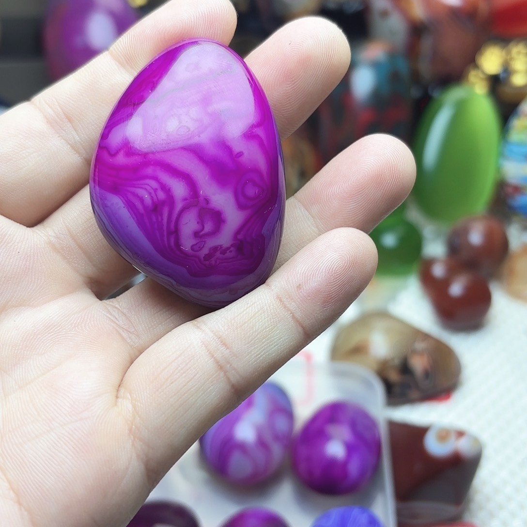 用***7玛瑙/玉髓未镶嵌珠宝半成品