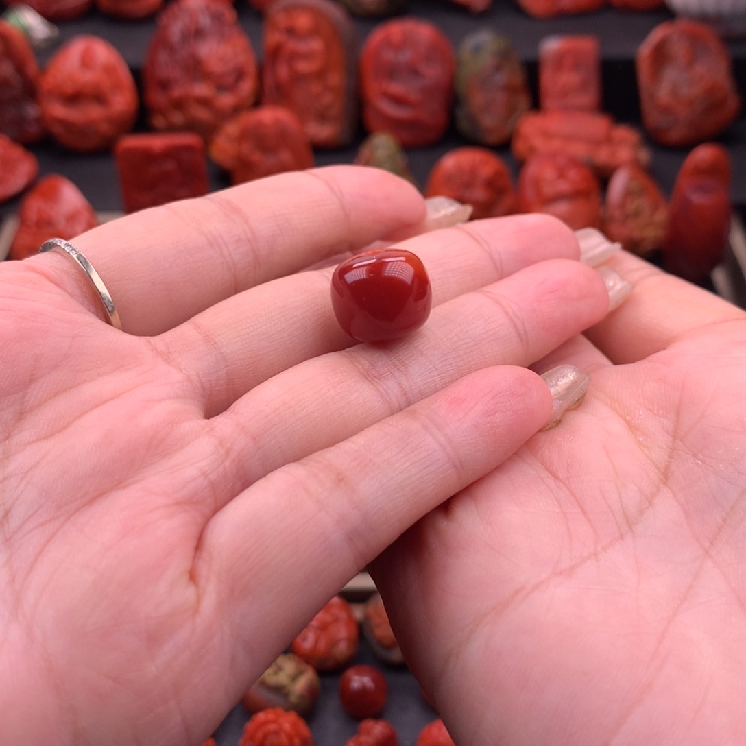 南红玛瑙南红川料原矿老型单珠13.7mm未镶嵌