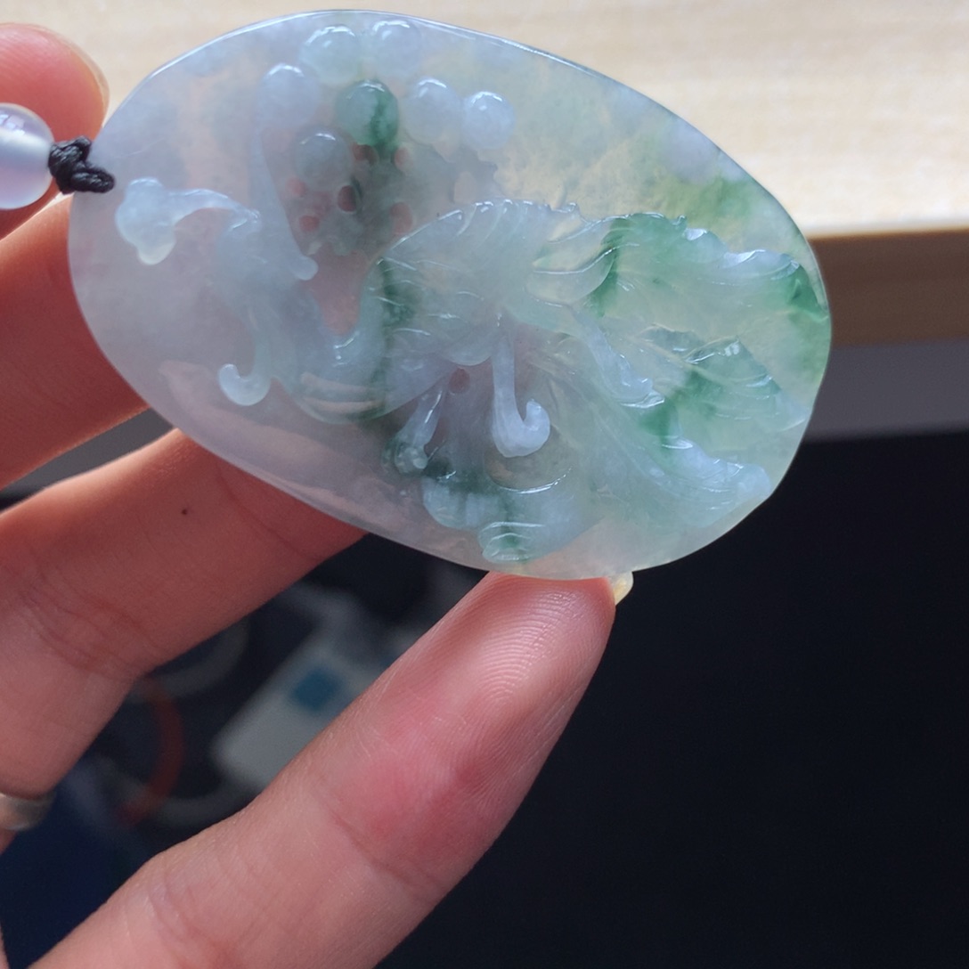 颈饰未镶嵌翡翠吊坠