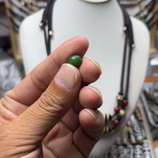 岛***-玛瑙/玉髓未镶嵌颈饰