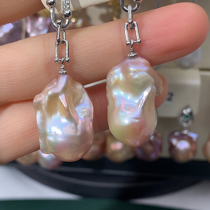 爱***）淡水珍珠未镶嵌颈饰