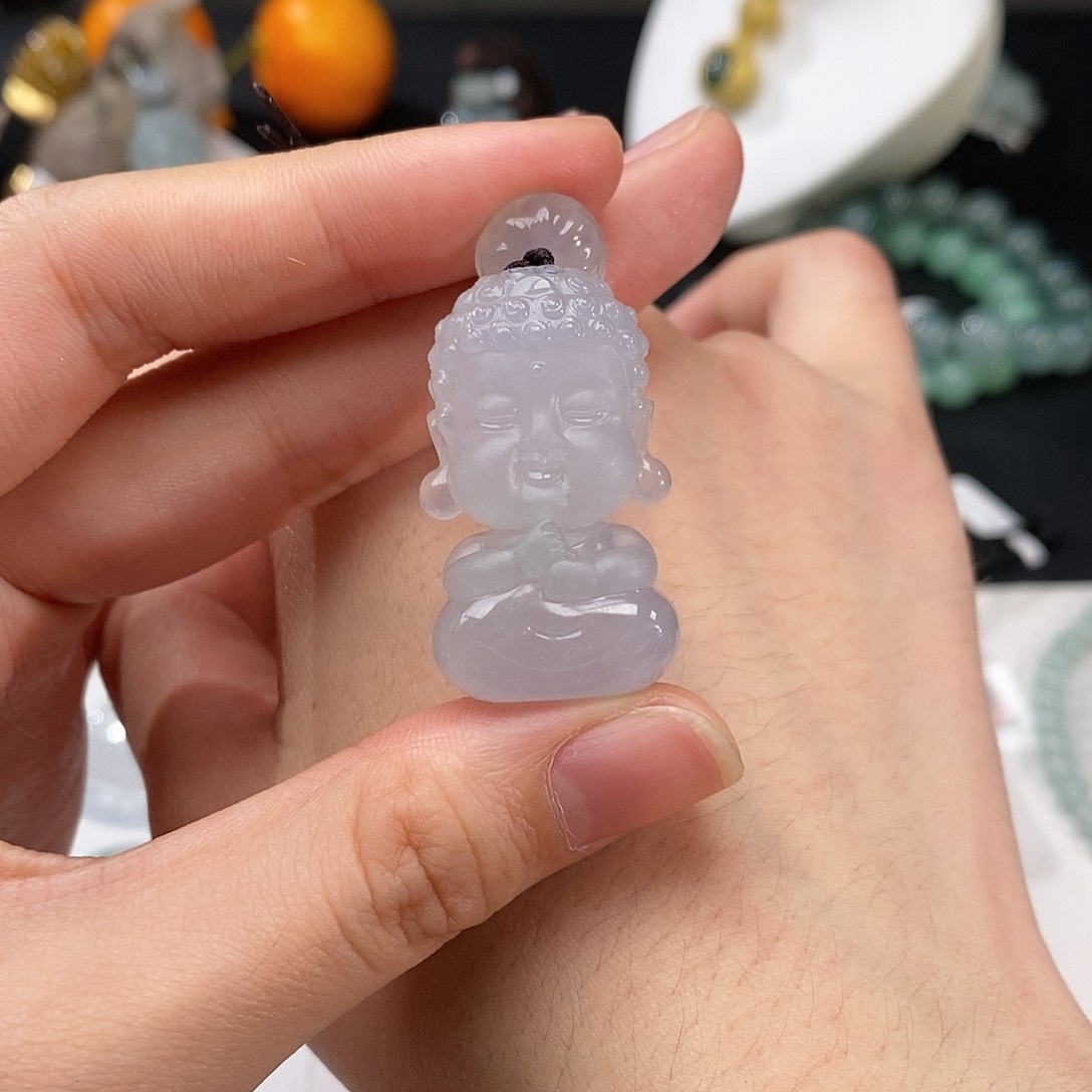 翡翠颈饰未镶嵌牡**用