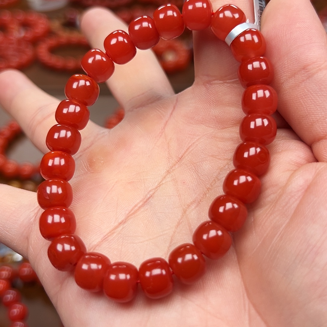 南红玛瑙未镶嵌手镯