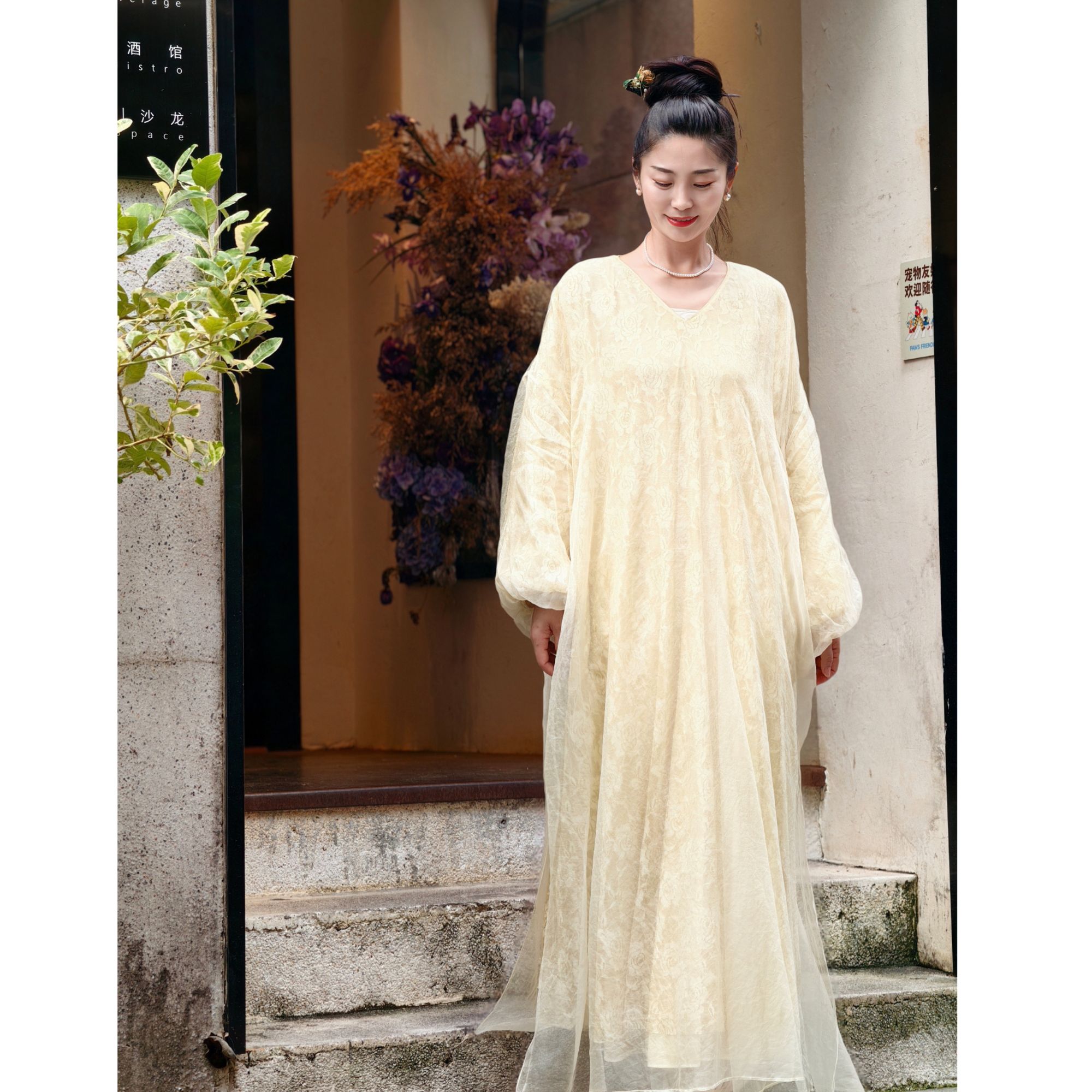彬壹冉.原创-法式长裙新款气质仙气大摆宽松秋冬桑蚕丝连衣裙蕾丝