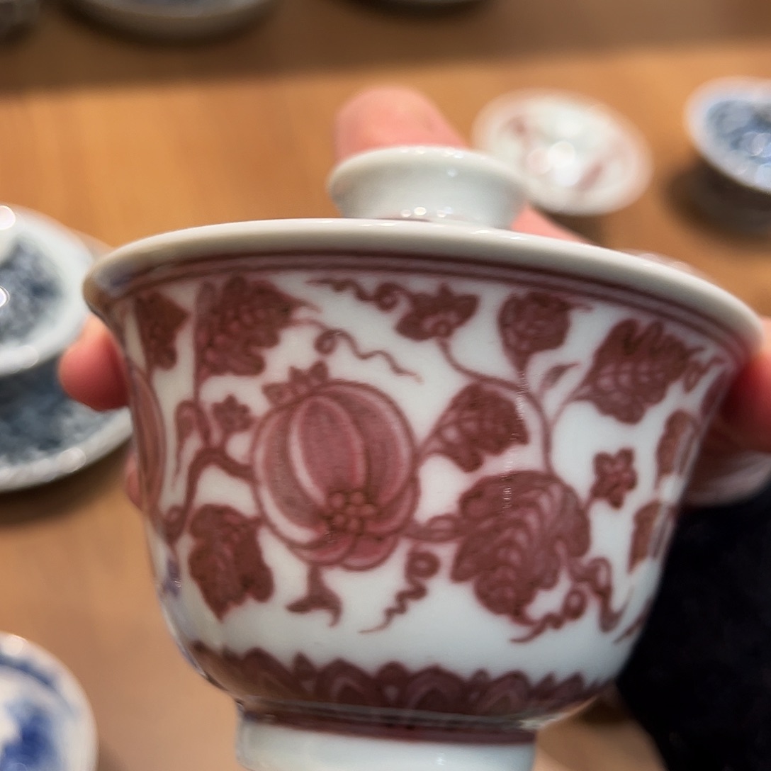 畅怀堂原矿釉里红盖碗