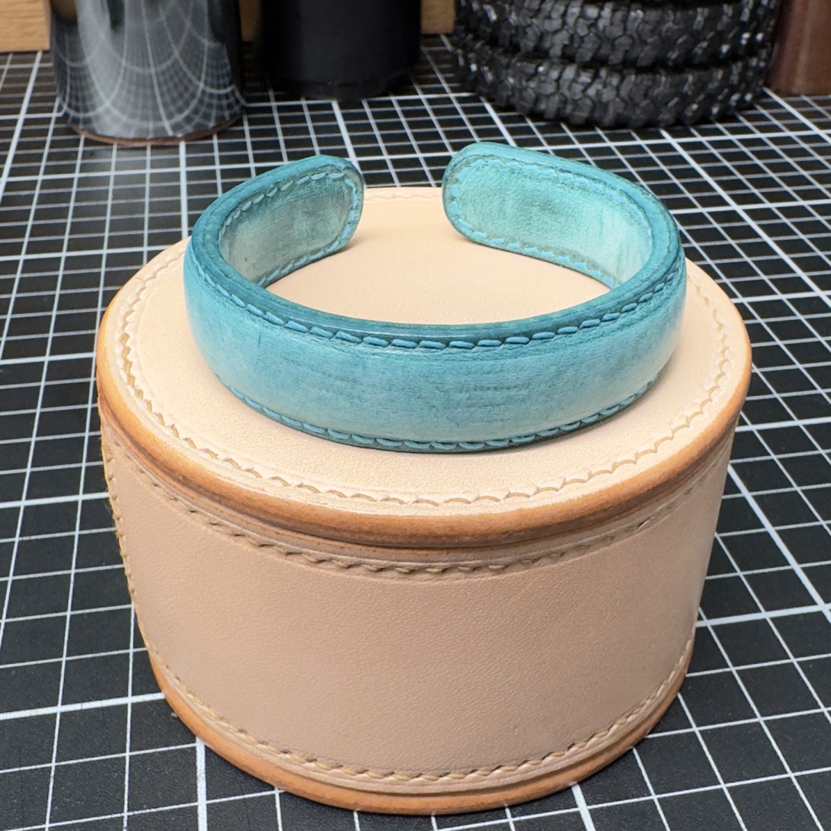 Alaska雾蜡蓝色开口手环（适合手围14cm）