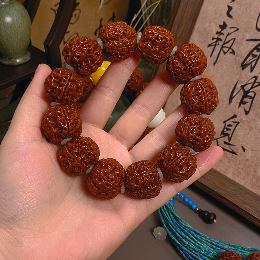 【闪购商品】金刚菩提吊坠520。    素肉