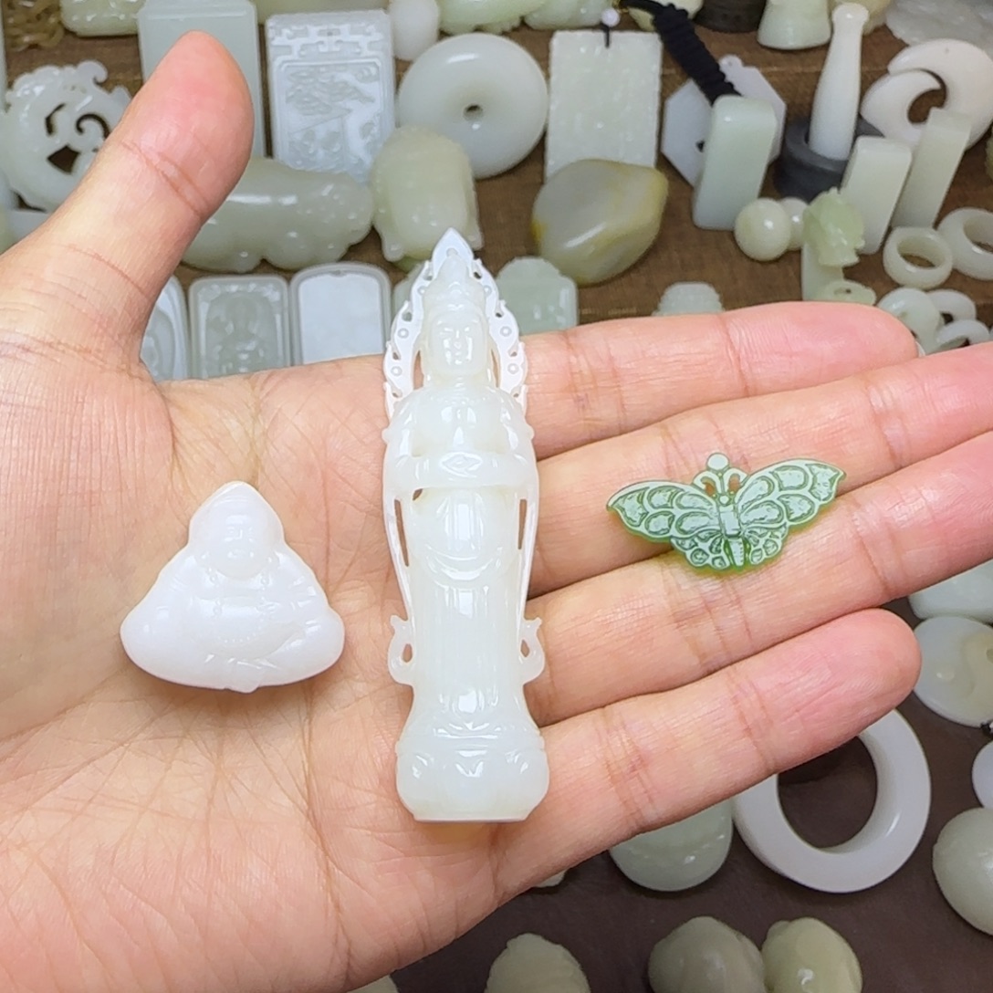 可***你和田玉未镶嵌挂件