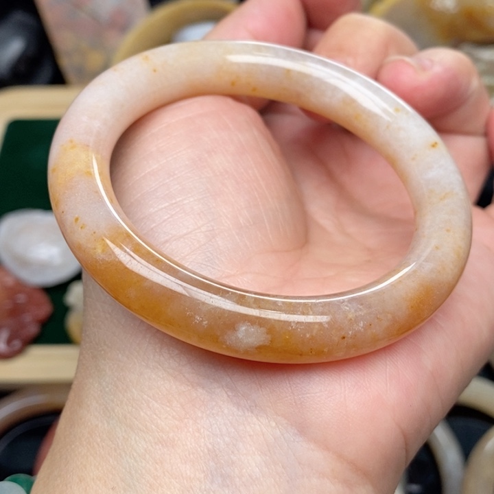 硅化珊瑚（珊瑚玉）手镯未镶嵌52.8