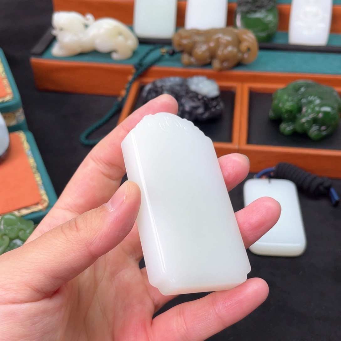 和田玉挂件未镶嵌遇*总价13800 第二个链接5800