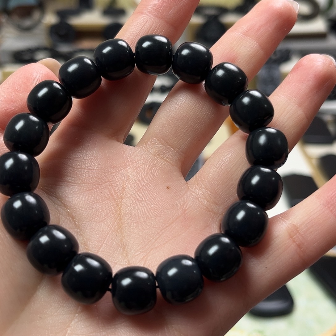 和田玉（墨玉）未镶嵌颈饰卡12老型体验