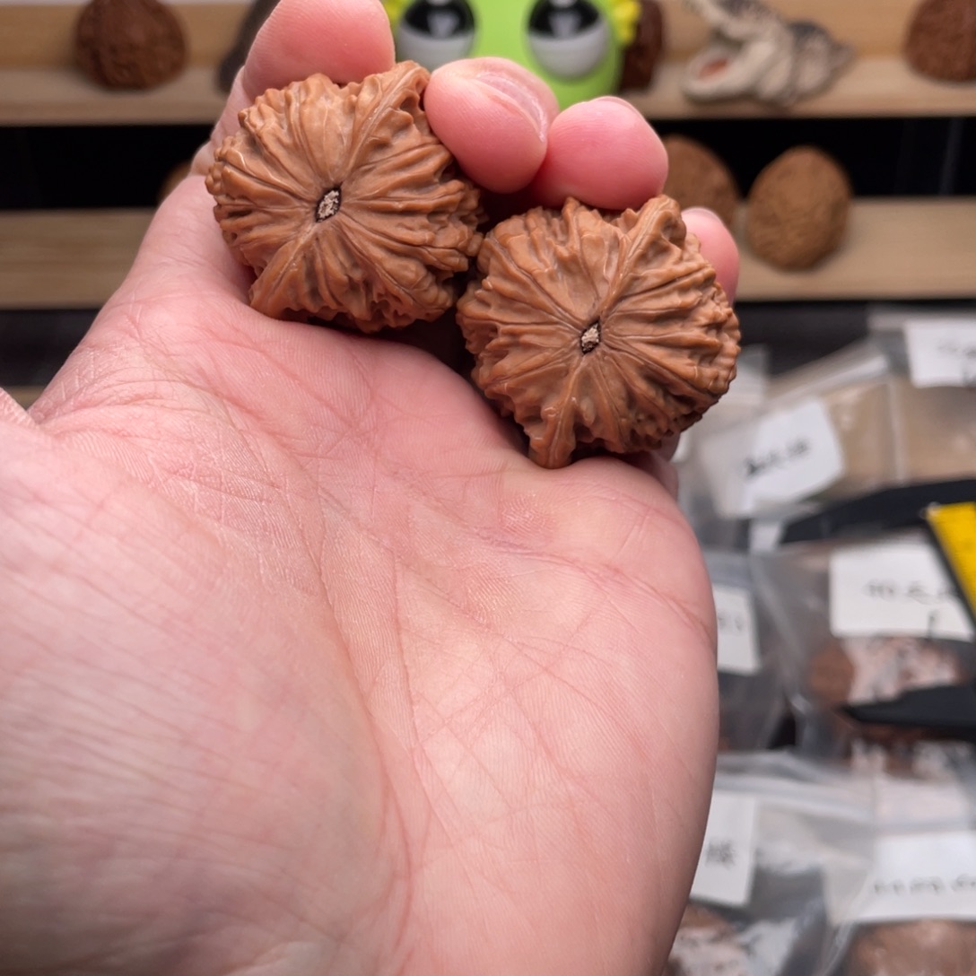 文玩核桃把件39尺全品山地磨盘