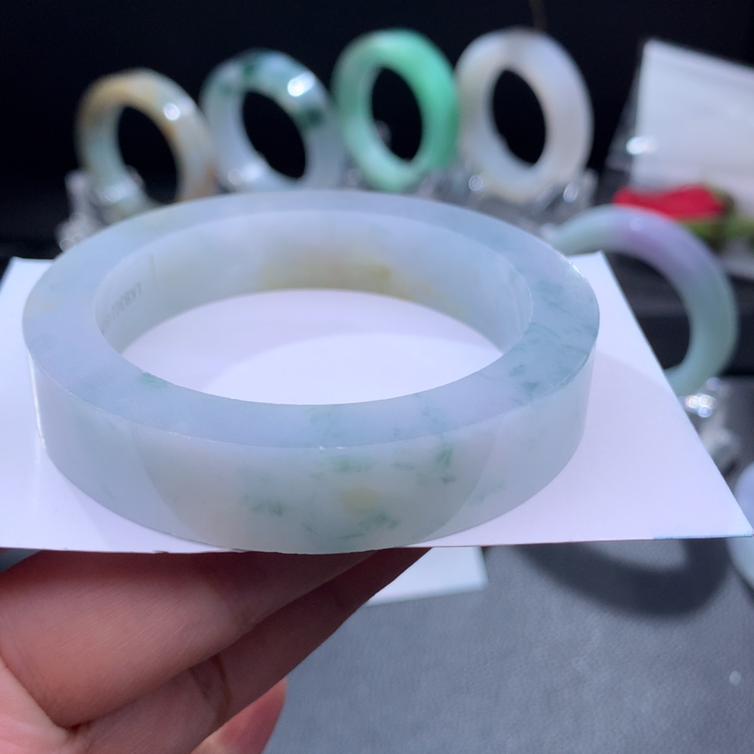 定制翡翠翡翠手镯未镶嵌特色飘花58-60正