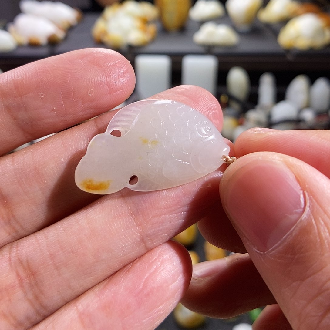 和田玉颈饰未镶嵌