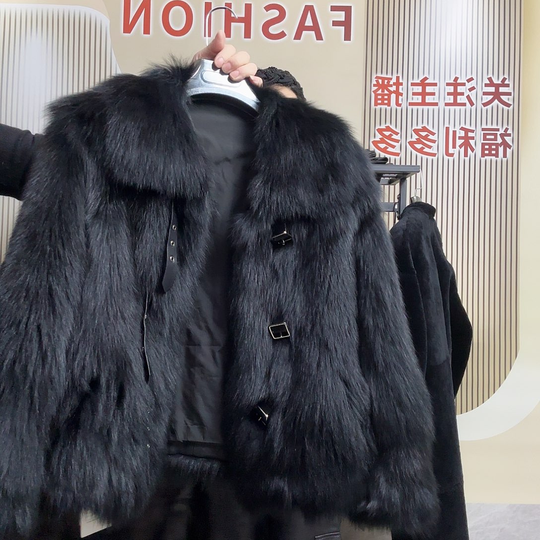 莉莉家时尚女装皮草570