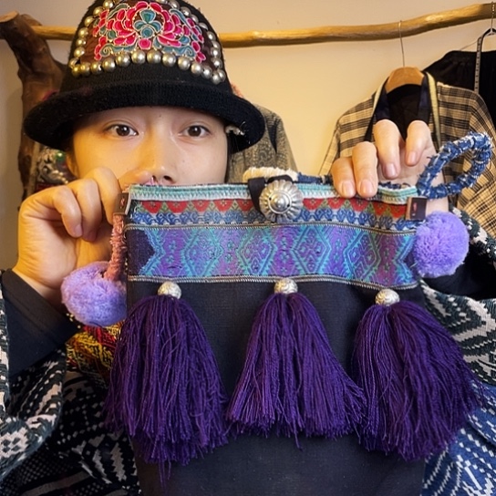 织绣手工制作工艺包包