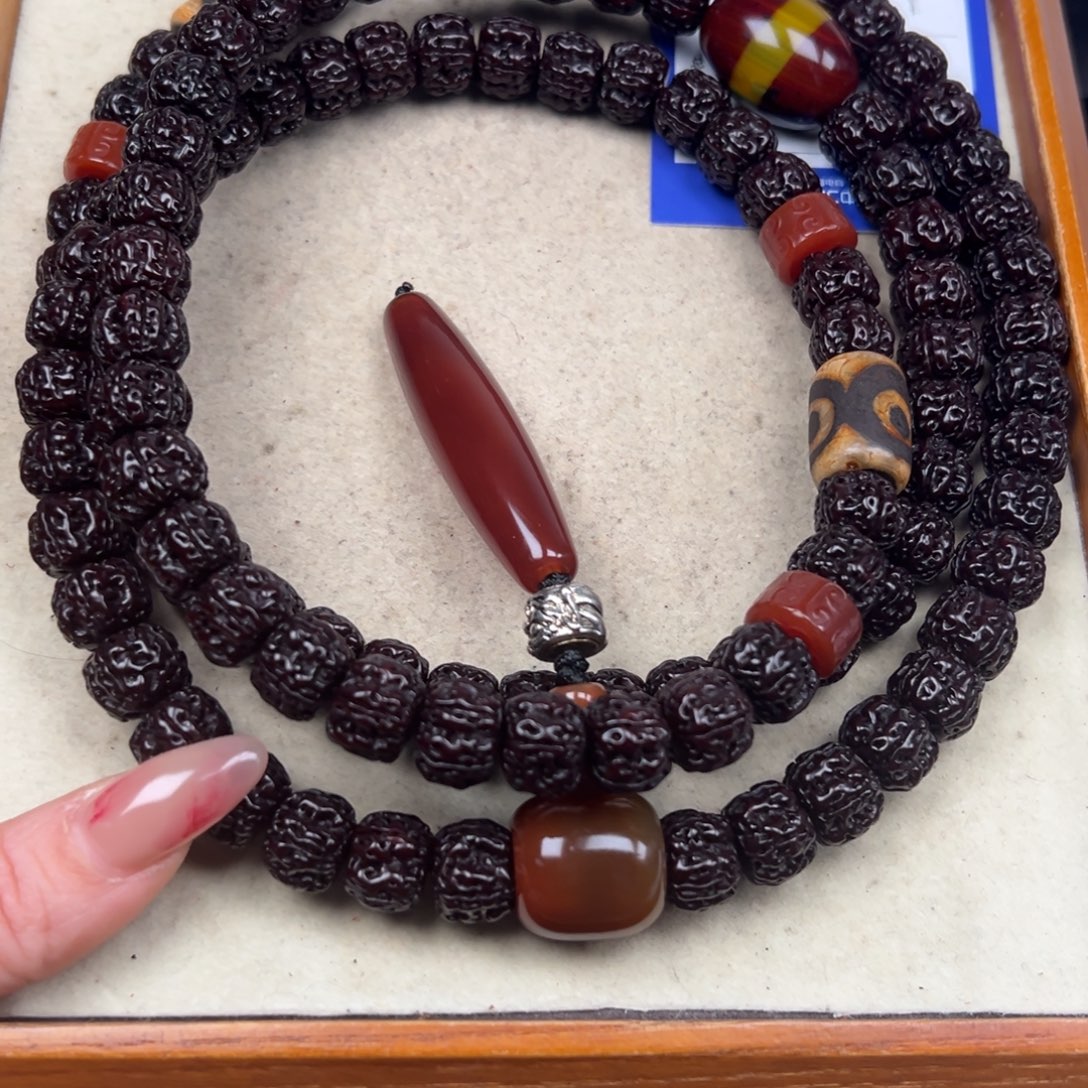 港***行金刚菩提吊坠金刚