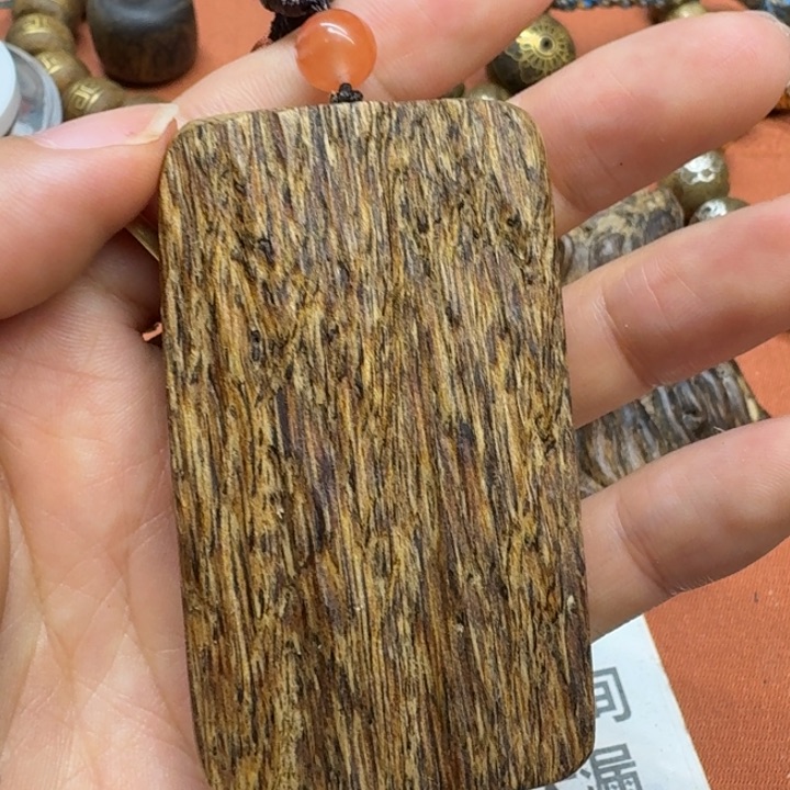 大叶紫檀（黑酸枝木类）