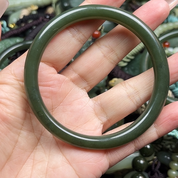 和田玉未镶嵌颈饰58