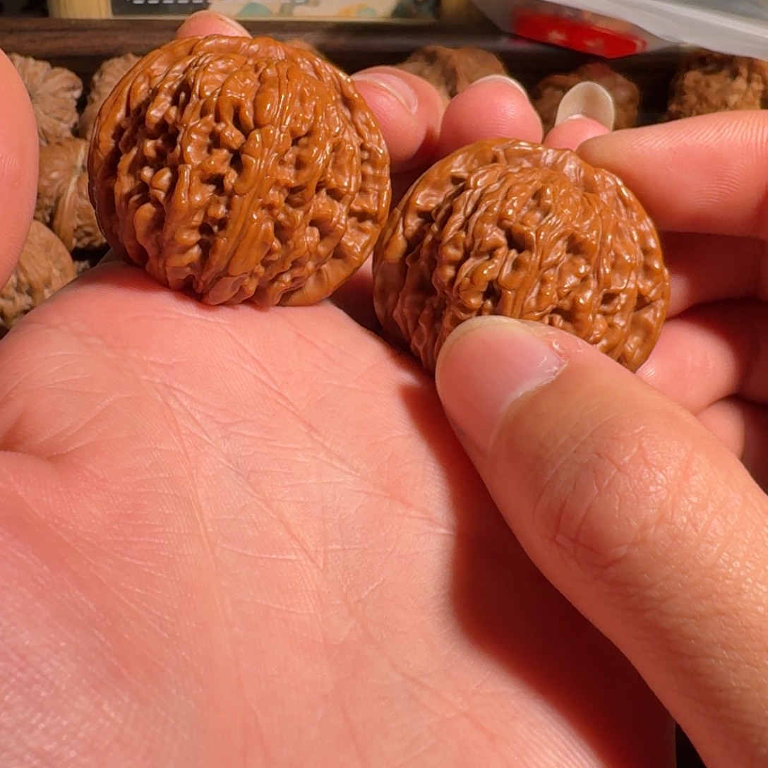 文玩核桃吊坠张云飞四座楼全品球楼带证书