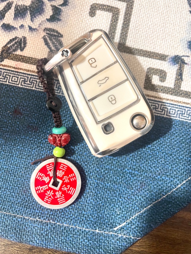 吊坠足银 足银银制品 足银999 红28mm山鬼花钱（钥匙扣）