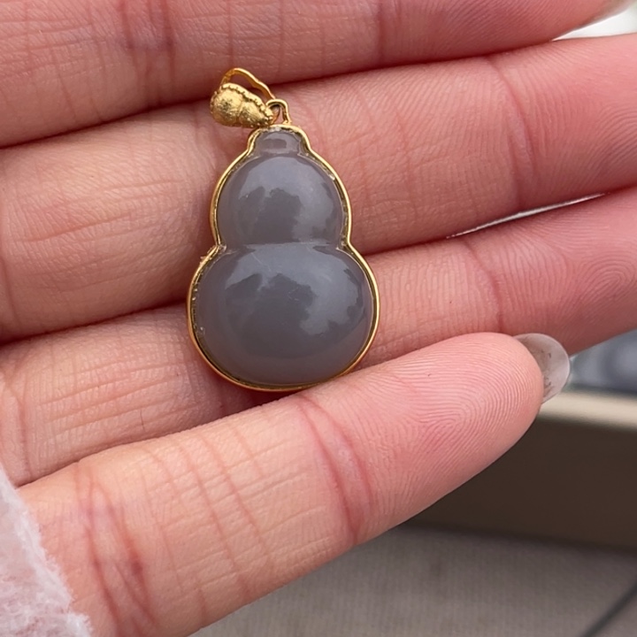 哆***烧和田玉银S925镶嵌颈饰