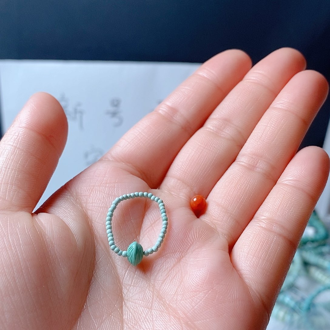 南红玛瑙颈饰未镶嵌