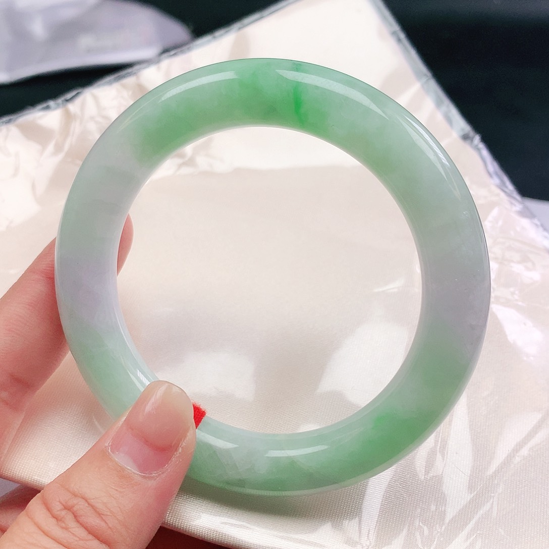 翡翠手镯未镶嵌57圈圆2113