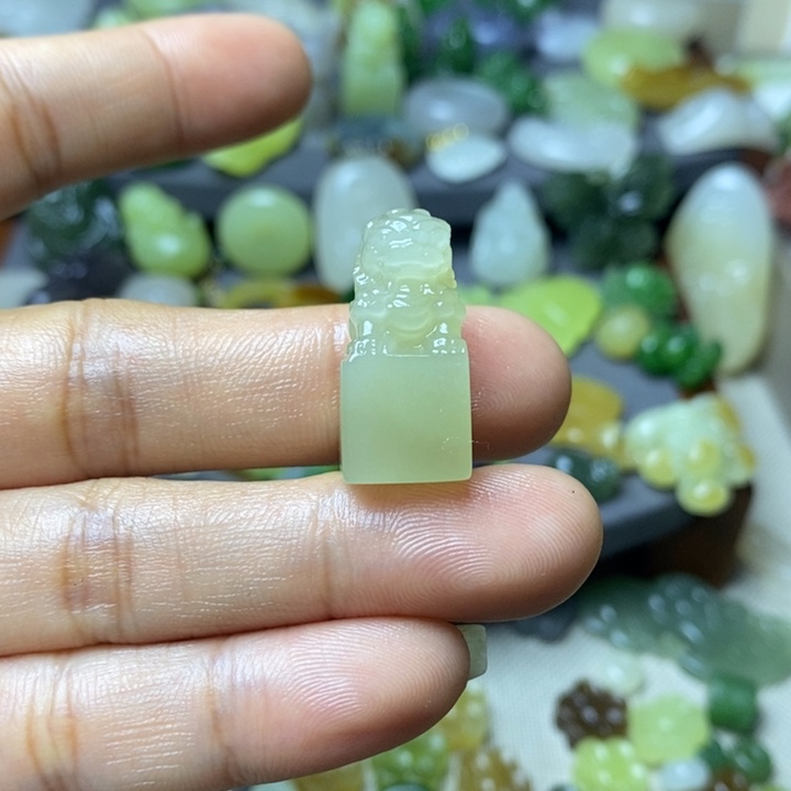 和田玉配件未镶嵌