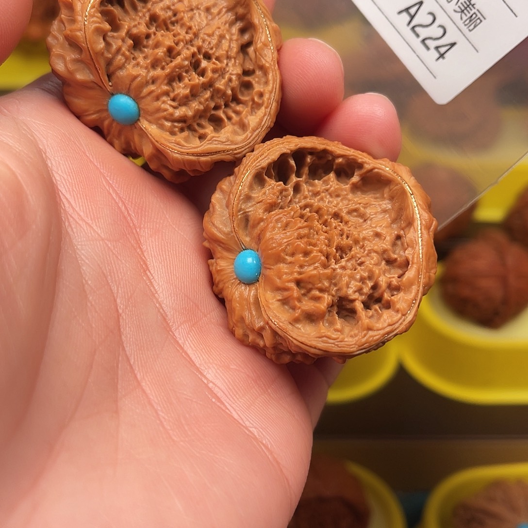 君***逑文玩核桃吊坠蛇头