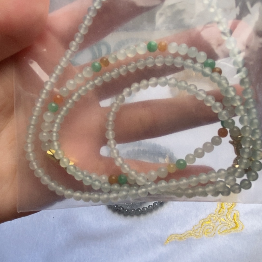 大****定制翡翠未镶嵌未镶嵌定制翡翠毛货需精细抛光拍一发一
