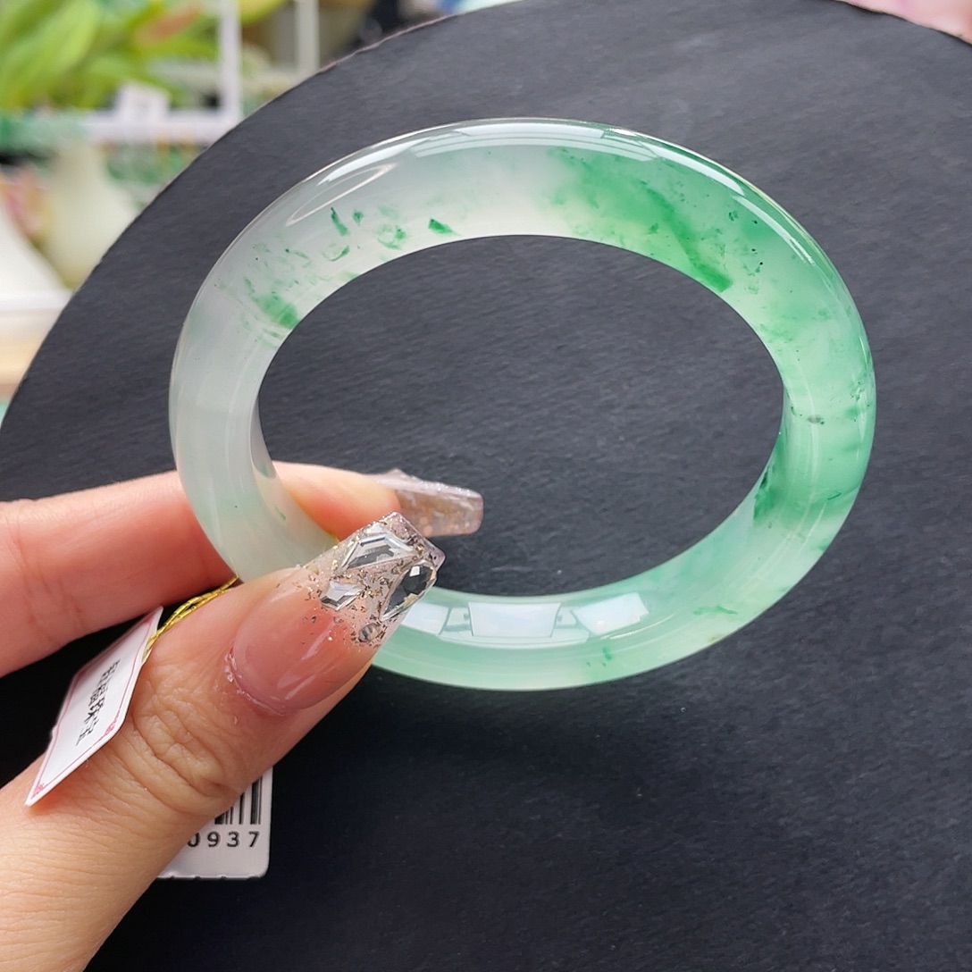 石英质玉未镶嵌手镯56