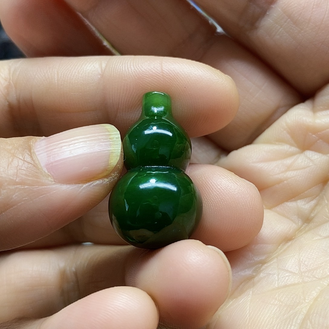 未镶嵌和田玉挂件F****n