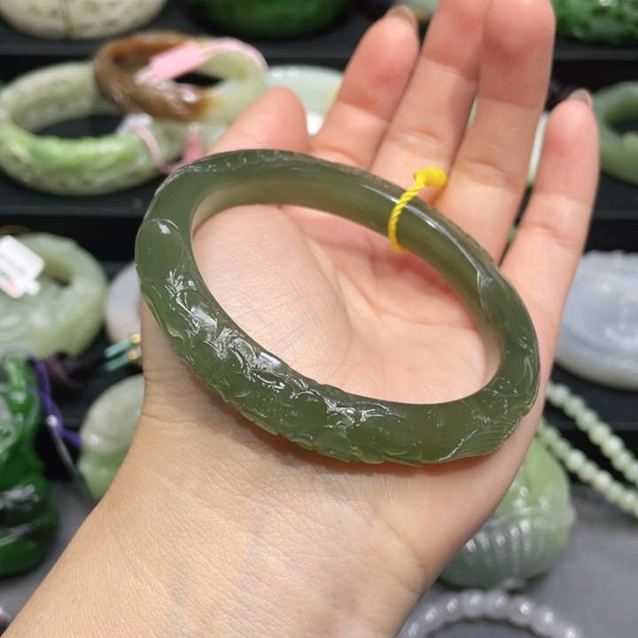 和田玉手镯57+圈口 编号26未镶嵌