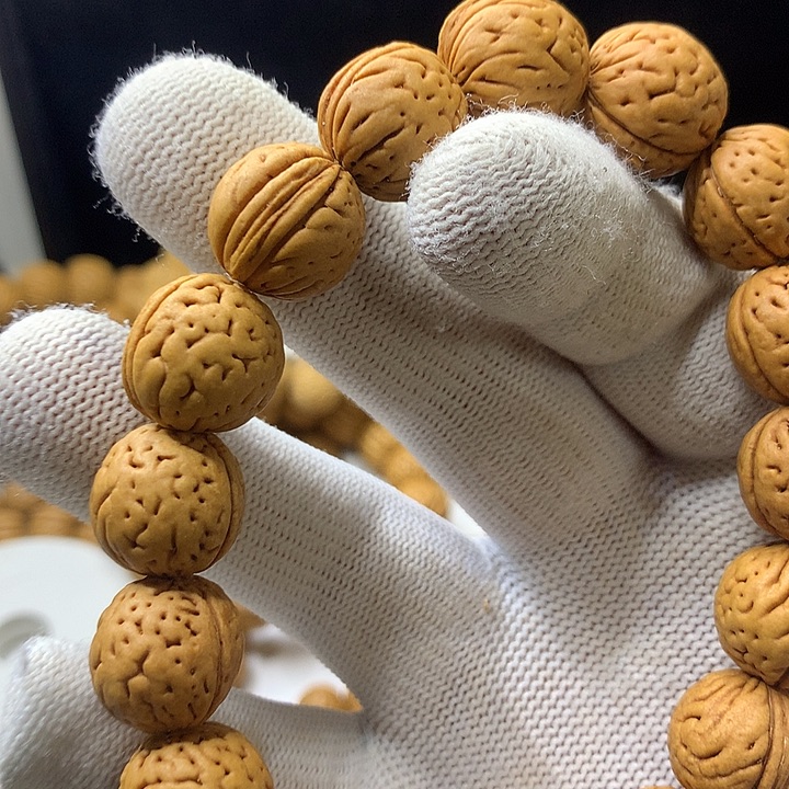 芸***汐吊坠桃核15盘锦核