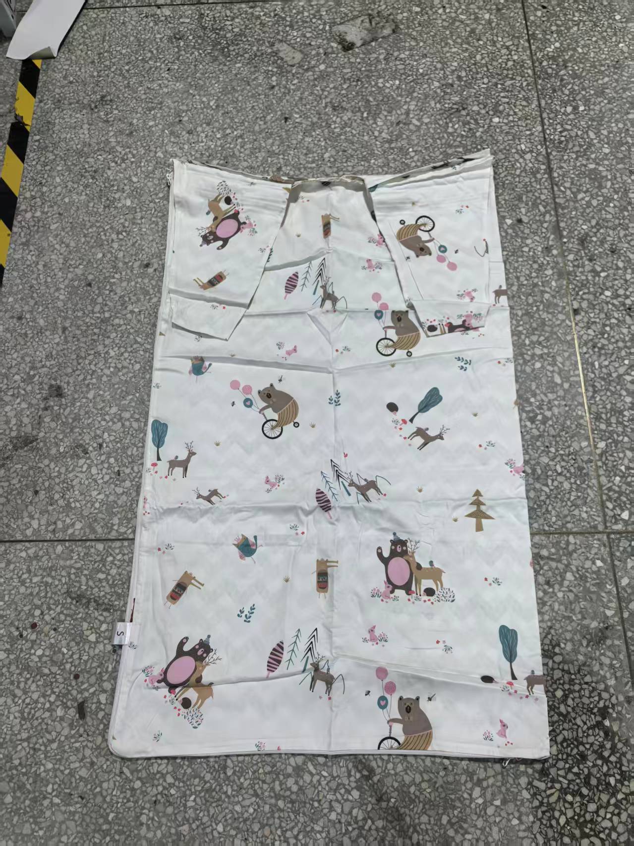 《厚广家》3楼60×100小号白色熊鹿款超软全棉儿童防踢被套 发1张