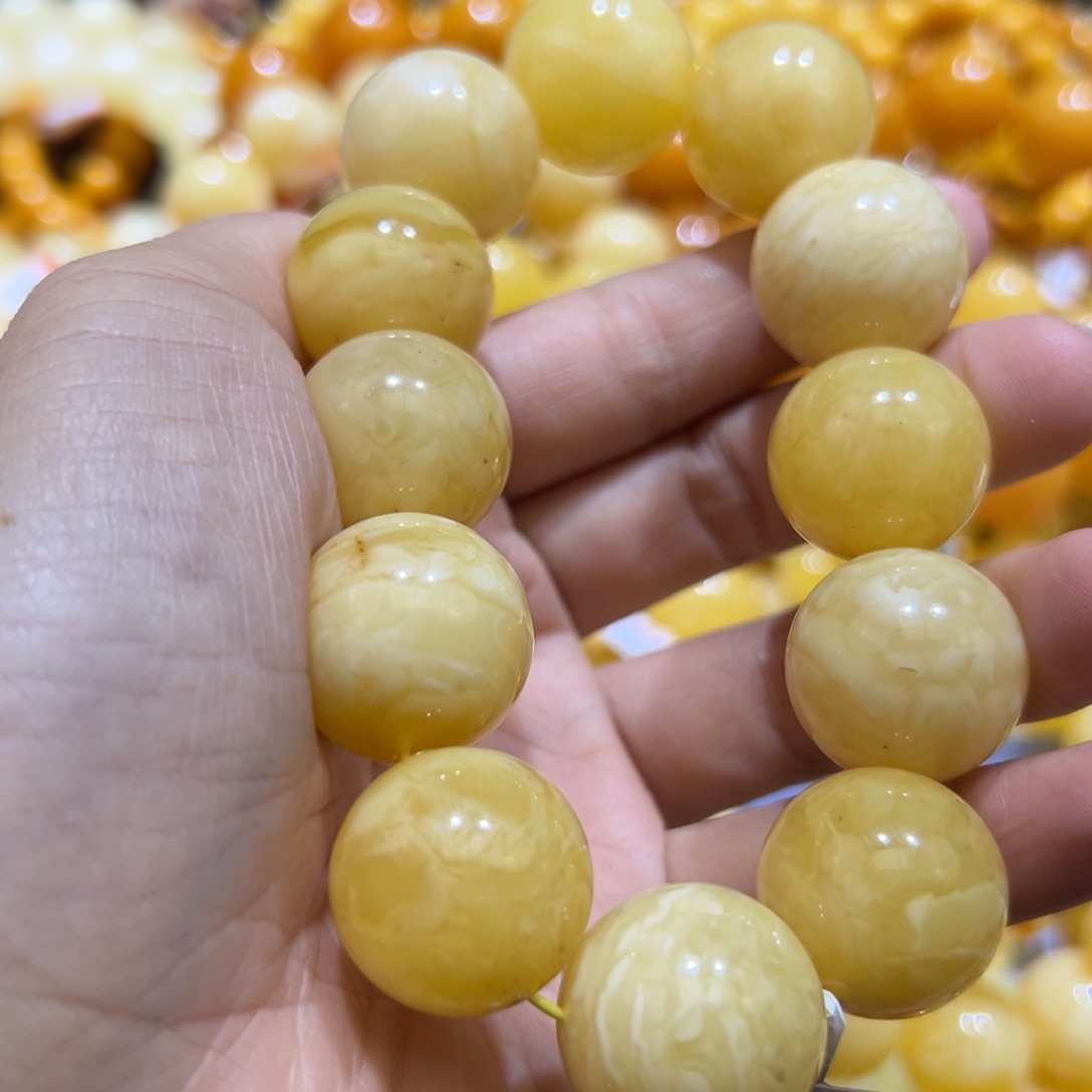 琥珀珠宝奇石未镶嵌