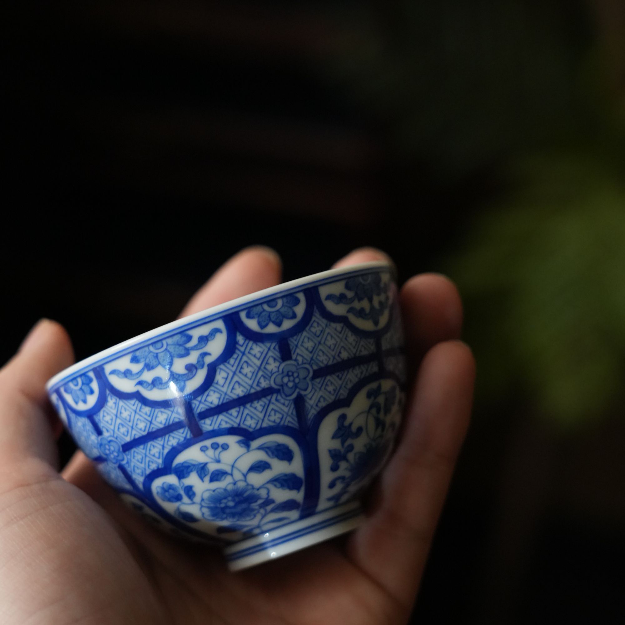 【雲梦】月造见物-开窗花卉鸡心杯