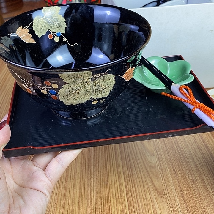 瓷器铜铁器木器盘子花瓶