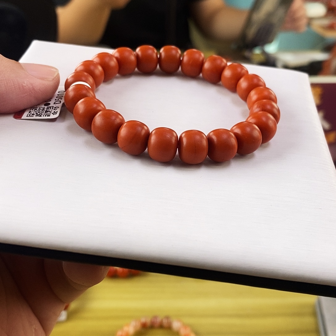 南红玛瑙未镶嵌手链