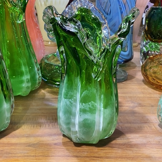 琉璃花瓶高37厘米口径11厘米