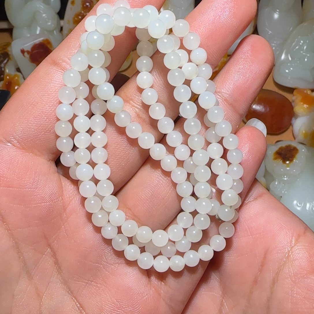 和田玉颈饰未镶嵌江**好