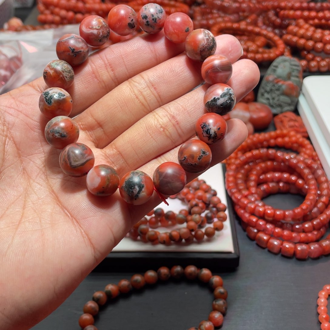 南红玛瑙手链未镶嵌