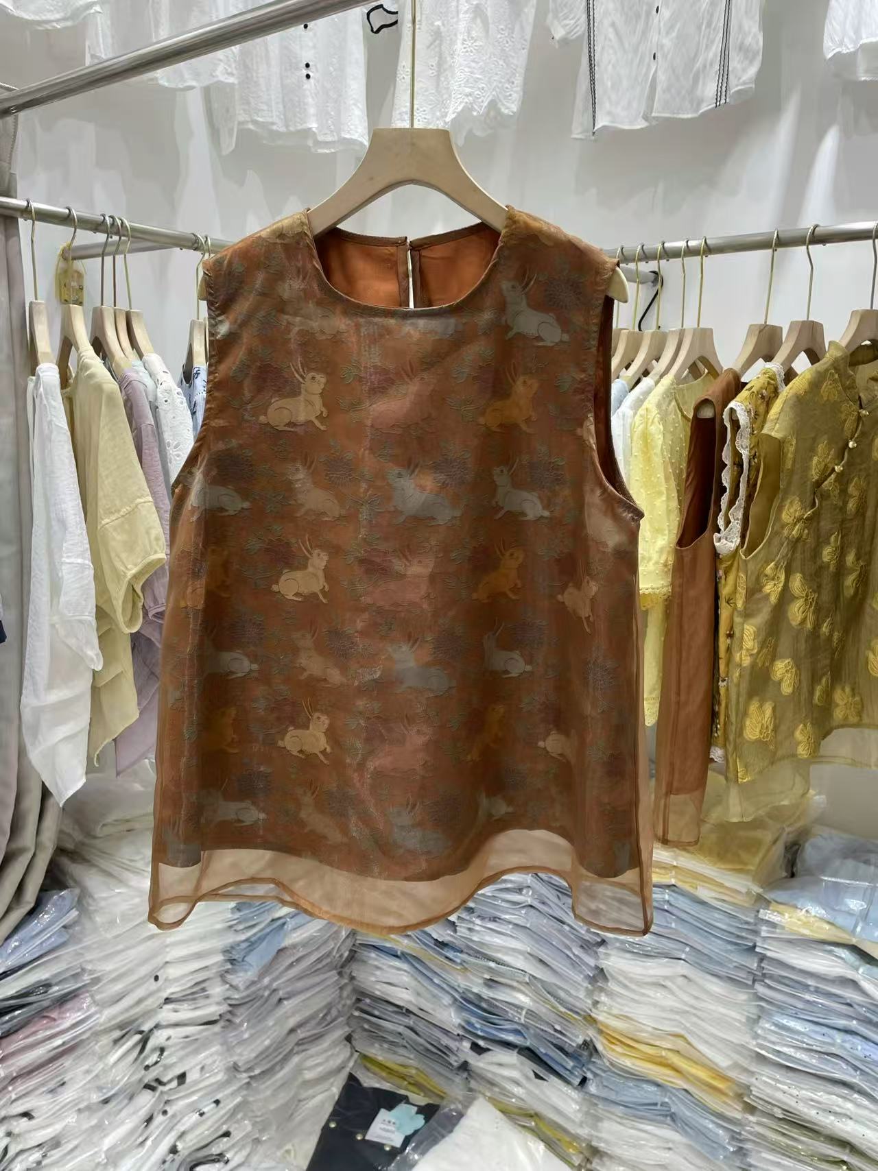 【蘇蘇】6889款新中式国风上衣立领提花无袖背心小衫舒适减龄