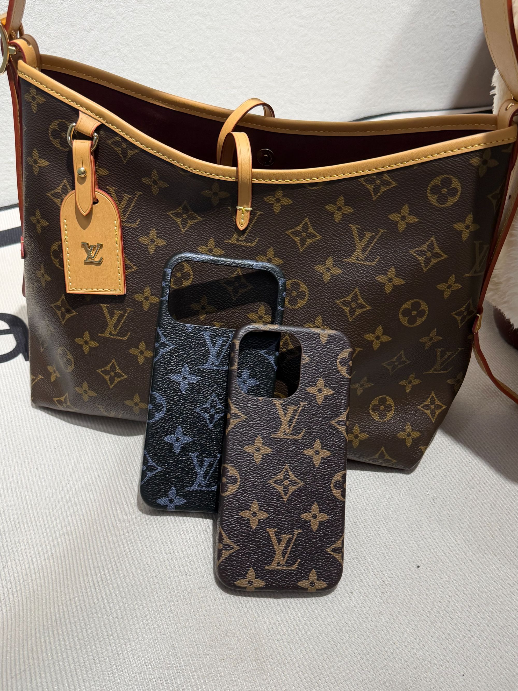 （驴家磁吸）斜挎卡包适用苹果多款机型手机壳时尚设计防摔保护套