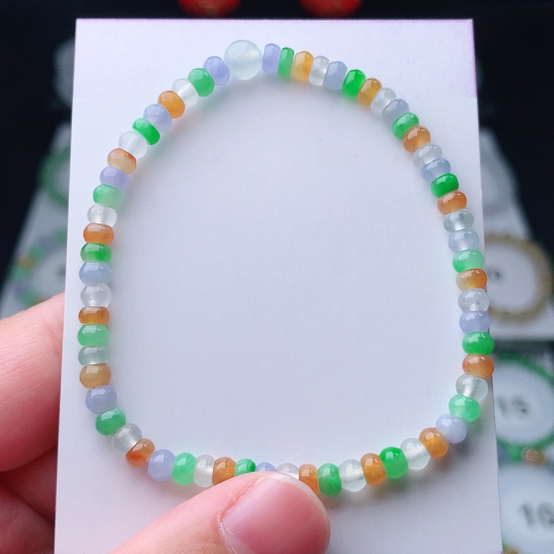 翡翠手串未镶嵌翡翠